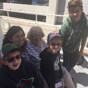 Meet your Posher, Cara